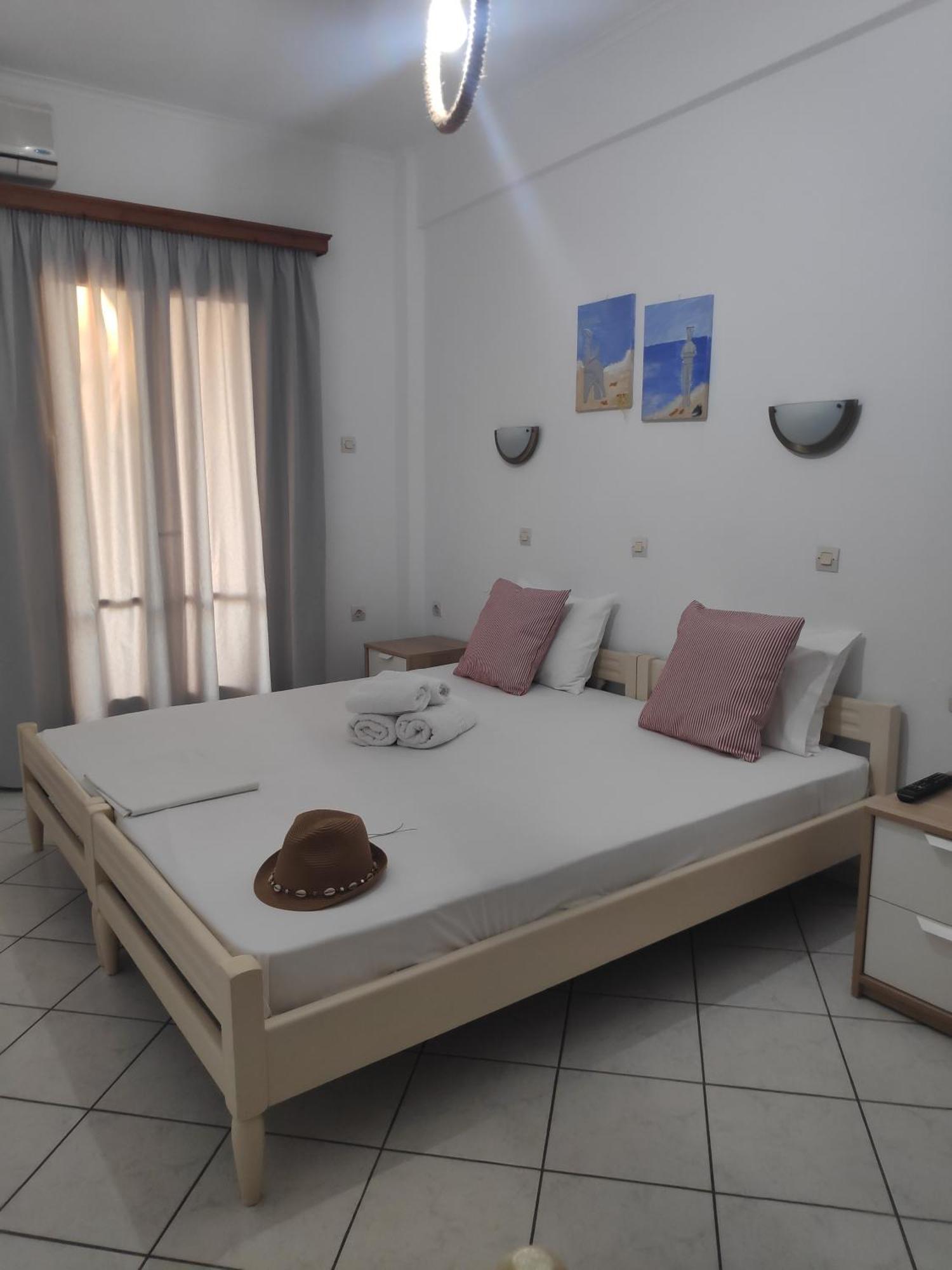 Villa Dora Studios Batsi  Luaran gambar