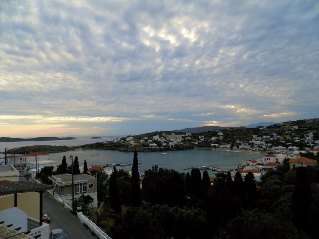 Villa Dora Studios Batsi  Luaran gambar